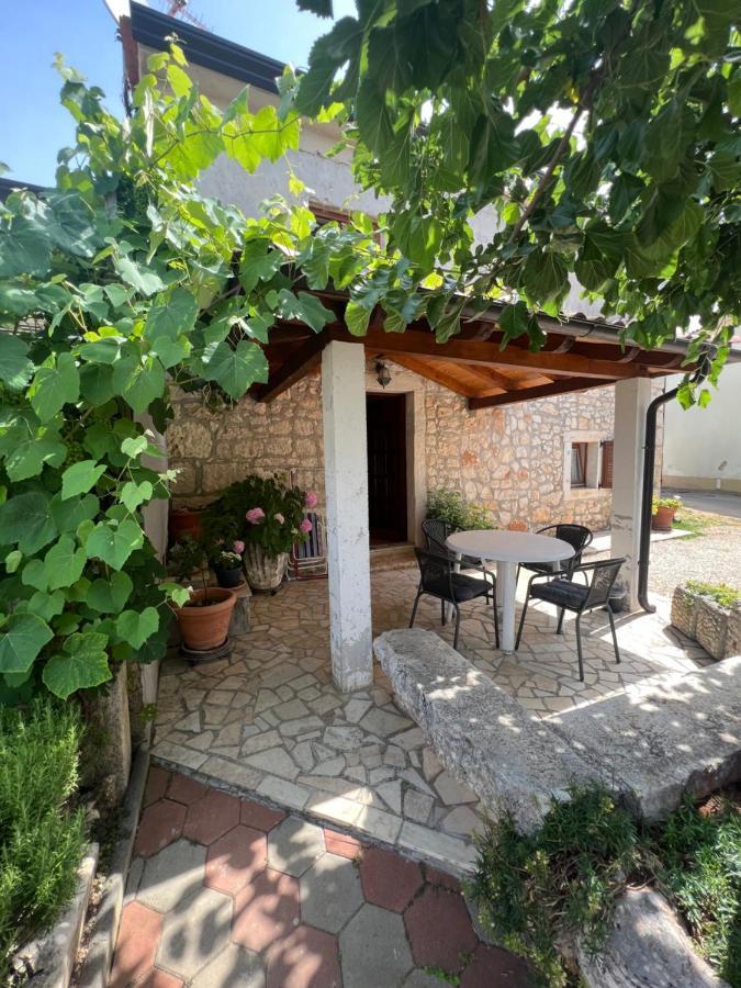 Kuca Za Odmor Matea Apartment Porec Bagian luar foto