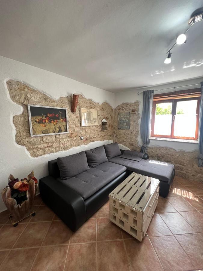 Kuca Za Odmor Matea Apartment Porec Bagian luar foto