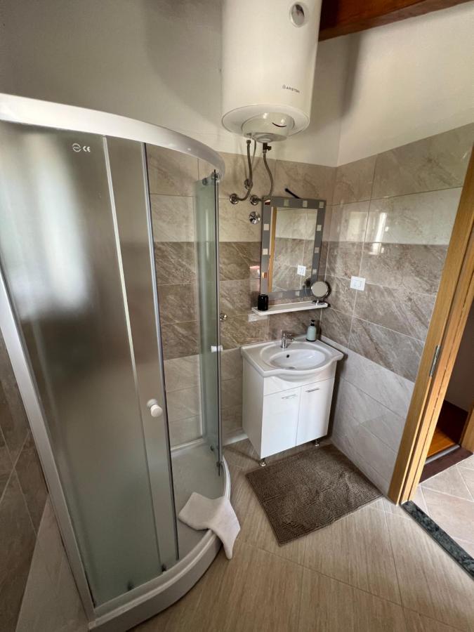 Kuca Za Odmor Matea Apartment Porec Bagian luar foto